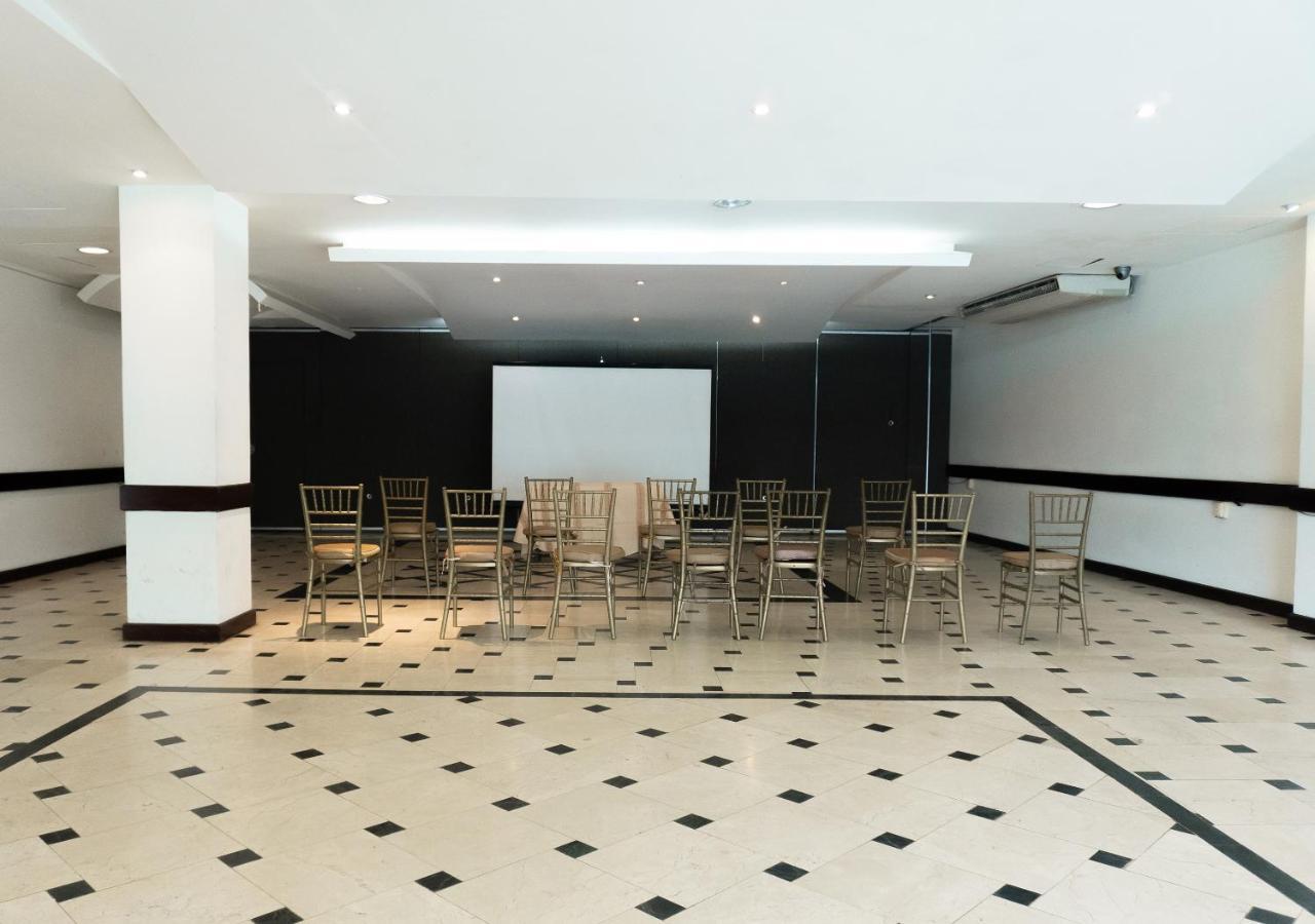 Hotel Victoria Poza Rica By Brahma Exterior photo