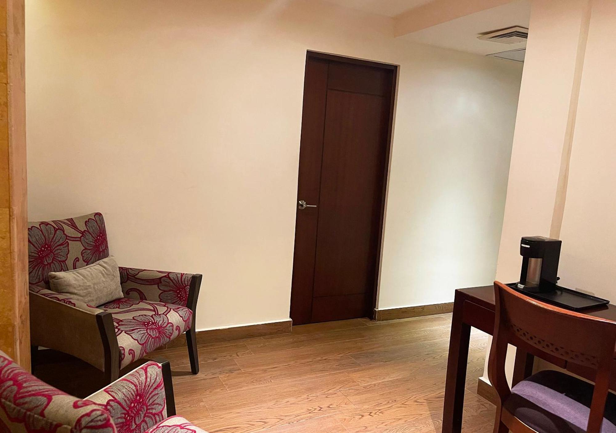 Hotel Victoria Poza Rica By Brahma Room photo