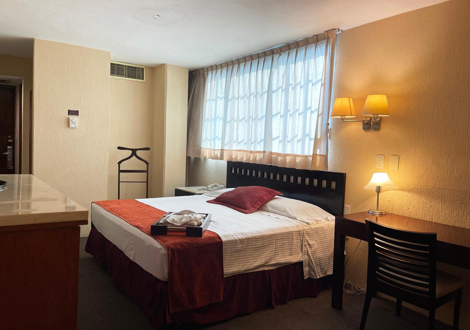 Hotel Victoria Poza Rica By Brahma Room photo